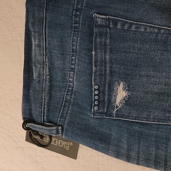 Blank NYC The Astor Brooklyn Baby Cut Off Raw Hem Distressed Shorts Size 26 - Picture 12 of 14